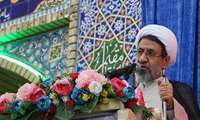 تلاش مجاهدانه و شجاعانه یکصد سال اخیرحوزه علمیه ستودنی است.